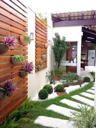 Wie Man Dekorative Garten Mit Weissen Kieseln Vorbereitet Wenn Ihr Thema Gartengesteck Mit Weissem Kieselstein Ist Me En 2020 Idees Jardin Jardins Decoration Jardin