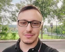 Eric Hester's Instagram, Twitter & Facebook