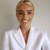 Juliette Hall's Instagram, Twitter & Facebook