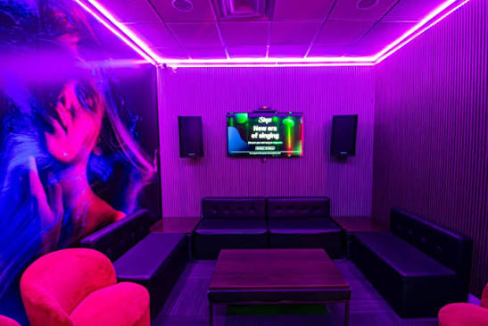 Best Karaoke Suites in Chandler, AZ | Karaoke Rooms & Rentals | The Forum  Complex — VYBE Chandler