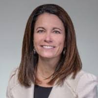 Elizabeth Cude's Instagram, Twitter & Facebook