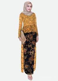 Keunggulan emas kuning adalah sifatnya yang hypoallergenic. 5 Cara Memilih Bawahan Yang Tepat Untuk Baju Kebaya Warna Emas