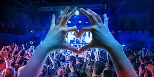 We list extensive data, updated and expanded daily on over 26,000+ events, including craft shows, music festivals, craft fairs, home & garden shows, art and craft shows, fine art shows, street festivals and more. Open Air Saison 2017 Das Sind Die Schonsten Festivals Im Osten Maz Markische Allgemeine