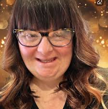 who does willho resemble more?