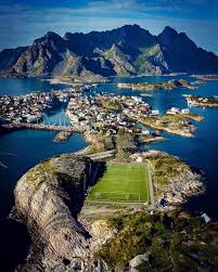 If you have any additional recommendations for what to see in henningsvær, please drop them in the comments for us to check out on our next trip and for other. Adorable Nature On Twitter Lofoten Places To Travel Travel Around The World
