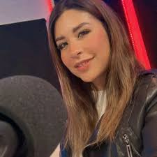 Dania Andraca (@DiganmeDani)