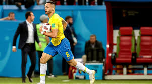 Últimas do flamengo, tabela do brasileirão e carioca, tudo sobre a maior torcida do mundo. Braz Bate No Peito Apos Especulacoes Entre Renato Augusto E Flamengo Conheco Bem Ele Atrasos Na China Sao Expostos Bolavip Brasil