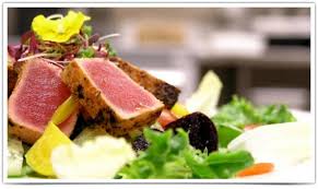 Pour 2 tbsp (30 ml) of soy sauce and 1 tbsp (15 ml) of olive oil over the steaks. Seared Tuna Steak Recipe Healthy Low Calorie