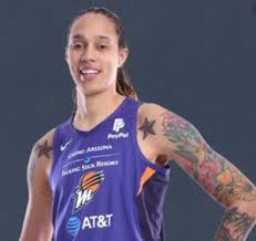 Brittney griner is engaged to her new girlfriend, cherelle watson since 2018. Brittney Griner Bio Age Career Partner Earning Award Height Instagram