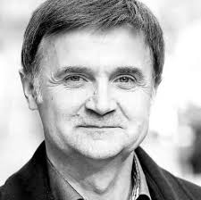 Pravomoćnom haškom presudom kojom je Ratku Mladiću potvrđena doživotna  robija za ratne zločine u BiH okončano je 30 godin