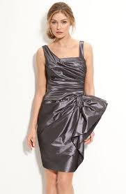 Hefty Garbage Bag Dress With Big Bow Fashion Pinterest Upcycled Fashion Womens Bridesmaid Dresses Fashion Design Clothes
