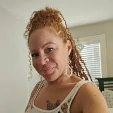 Michelle Prock's Instagram, Twitter & Facebook