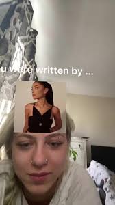 Ewa Wrobel (@stickyickydoink)