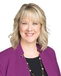 Amy Tower's Instagram, Twitter & Facebook