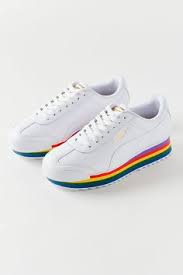 400 Ideeen Over Je Hebt Er Nooit Genoeg Schoenen Schoenen Laarzen Victoriaanse Laarzen