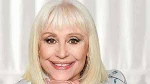 La artista, también considerada la gran showgirl de la televisión. 7ffphh8tbu1 Tm
