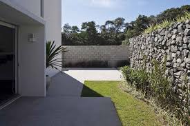 (detém mais cacos se confrontado ao muro. Muros De Casas Com Pedras Decorativas Decorando Casas