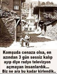 Halime Temel Adli Kullanicinin Eski Nostaljik Siyah Beyaz Fotograf Galerisi Panosundaki Pin 2020 Guzel Soz Resimler Ozlu Sozler