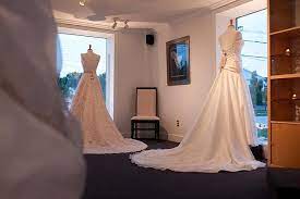 Jacqueline S Bridal In Poland Ohio Bridal Beautiful Bridals Bridal Salon