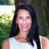 Amber Leatherman's Instagram, Twitter & Facebook