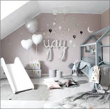Deco Chambre Enfants Gris Et Taupe En 2020 Chambre Bebe Couleur Deco Chambre Bebe Deco Chambre Taupe Et Blanc