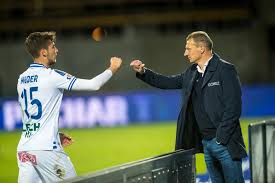 Schot met links van jakub moder (lech poznan) van buiten het strafschopgebied bijna raak, maar te ver naar rechts. Trener Lecha Poznan Szczerze O Wielkim Talencie Nie Robcie Z Niego Gwiazdy Wywiad Super Express
