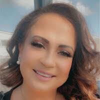 Michelle Niven's Instagram, Twitter & Facebook