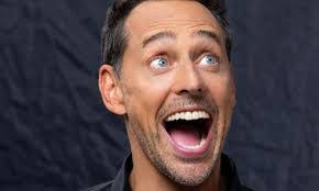 David Horswell's Instagram, Twitter & Facebook