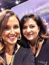 Kerry Lott's Instagram, Twitter & Facebook