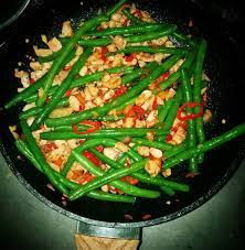 Resep Tumis Buncis Tomat Sederhana Masaknya Cuma 15 Menit Sweetrip Indonesia