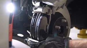 Jawapan;jika brek motor sudah mula berbunyi maka seharusnya. Kenapa Pad Brek Berbunyi Dan Menyakitkan Telinga Ini Jawapan Dari Bendix Careta