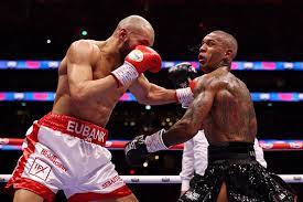 Chris Eubank Jr beats Conor Benn in thrilling grudge match after reuniting  with his father | Metro News