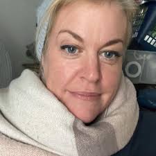 Rose Throw Pillow, Cushion Pattern. Full Tutorial. INSTANT DOWNLOAD.