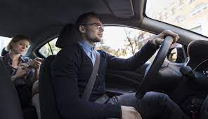 تفسير حلم ركوب السيارة في المقعد الخلفي للعزباء لابن سيرين تفسير الاحلام اون لاين