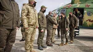 Reports of russian troops massing near the ukrainian border and in crimea are credible, the us said on monday. Ukraine Conflict Moscow Could Defend Russia Backed Rebels Bbc News