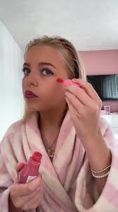 Summer Makeup Routine for a Fresh Look