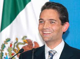 Se queda corta la reforma laboral