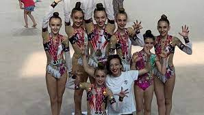 Çocuklar için jimnastik, futbol, basketbol, yüzme dallarında eğitim veren spor merkezleri ve spor okullarını incele, aylık ve yıllık fiyatlarını öğren! Besiktas Jimnastik Kulubu