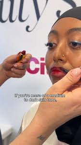 It's going to draw your eye to it — It's really going to change your  space." Watch Benjamin Moore paint expert Sharon Grech as she transforms a  15-year-old kitchen into a colourful