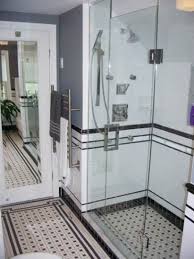 Black And White Bathroom Tiles 42 Gorgeous Black And White Subway Tiles Bathroom Design Black White Tiles Bathroom White Bathroom Tiles White Bathroom
