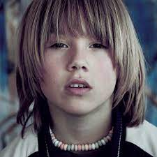 Nice 25 Charming Boys Long Hairstyles For Your Kid Check More At Http Machohairstyles Com Ad Cheveux Mi Long Coupe Cheveux Mi Long Garcon Coupe De Cheveux
