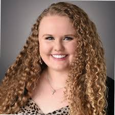 Ashley Degroot's Instagram, Twitter & Facebook