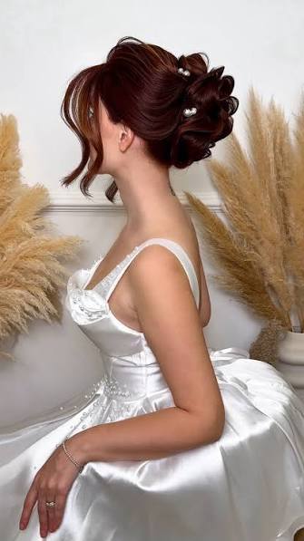 Hairstyle tutorial 🕊️, My love for red and auburn hair is simply inexplicable. Look how it shines and shimmers; every detail pops out and looks beautiful. This curly textured twisted hairstyle is a ...