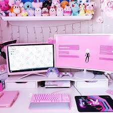 If you're into a more simple, ~contrasted~ lewk, go for this white chair with hints of pink. Pink Gamer Desk Setup Novocom Top