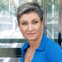 30+ "Sylvia Hofer" profiles