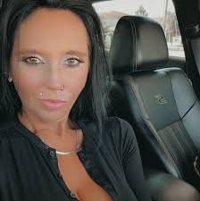 Seeking good samaritans who helped after car accident in Raymore