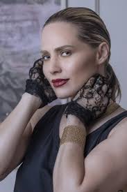 Solteira há 4 meses, Leticia Colin vive affair com o ator Gabriel Stauffer