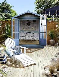 Best Backyard And Garden Decor Ideas For Coastal Style Living Beach House Decor Coastal Gardens Backyard