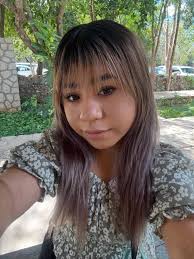 Do you think my height makes me less attractive? ( 4 feet tall)