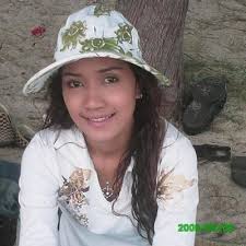 Am janganlah hanya mengukir janji dm sedangkan dikau masih mencari g adakah benar kata k. Roslina On Twitter Check This Video Out Zamani Jika Kau Rasa Getarnya Http Youtu Be Kob7rwo5oqo